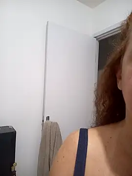 CASADASIGILO2 online show from April 12, 1:54 am