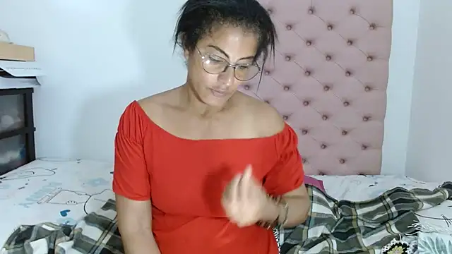 kateleyagrey online show from March 7, 10:32 pm