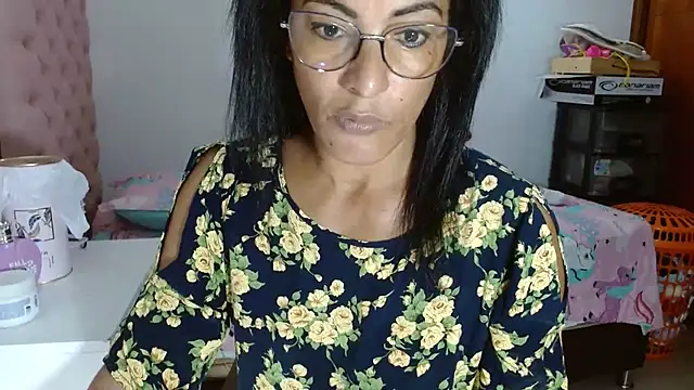 kateleyagrey online show from March 22, 3:53 pm