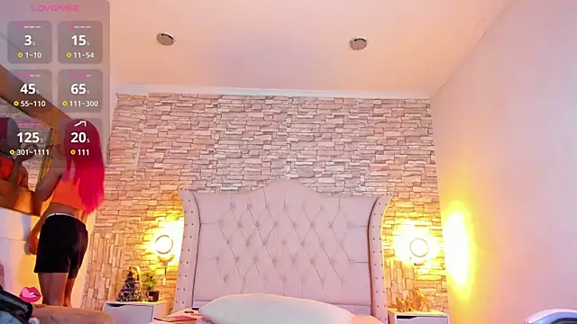 Snapshot of Lucia-sex chatting on January 2, 8:02 pm Lucia-sex online show from January 2, 8:02 pm