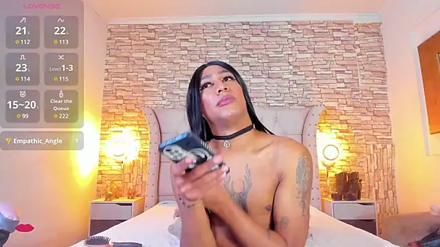 Snapshot of Lucia-sex chatting on February 25, 8:41 pm Lucia-sex online show from February 25, 8:41 pm