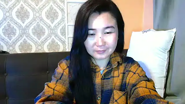 Snapshot of Bet_Lu chatting on December 22, 4:27 pm Bet Lu online show from December 22, 4:27 pm