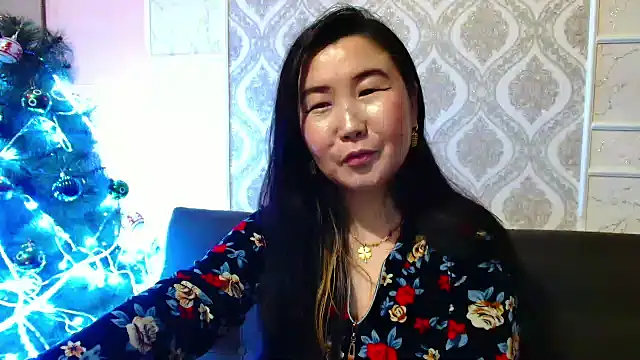 Snapshot of Bet_Lu chatting on December 24, 9:44 pm Bet Lu online show from December 24, 9:44 pm