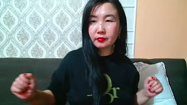 Snapshot of Bet_Lu chatting on February 10, 3:21 pm Bet Lu online show from February 10, 3:21 pm