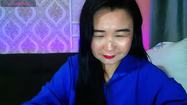 Snapshot of Bet_Lu chatting on February 14, 2:54 pm Bet Lu online show from February 14, 2:54 pm