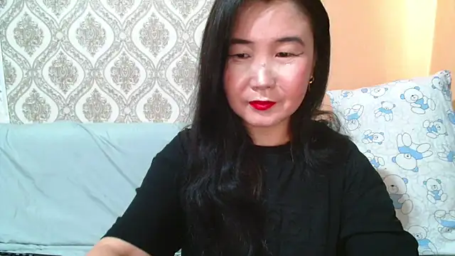 Snapshot of Bet_Lu chatting on February 22, 6:06 am Bet Lu online show from February 22, 6:06 am