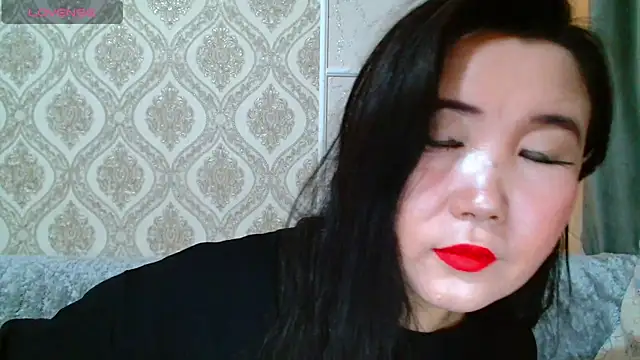 Snapshot of Bet_Lu chatting on March 22, 5:28 am Bet Lu online show from March 22, 5:28 am