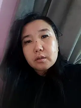 Snapshot of Bet_Lu chatting on October 2, 5:36 am Bet Lu online show from October 2, 5:36 am