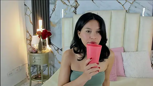 lulumars online show from December 18, 5:13 am