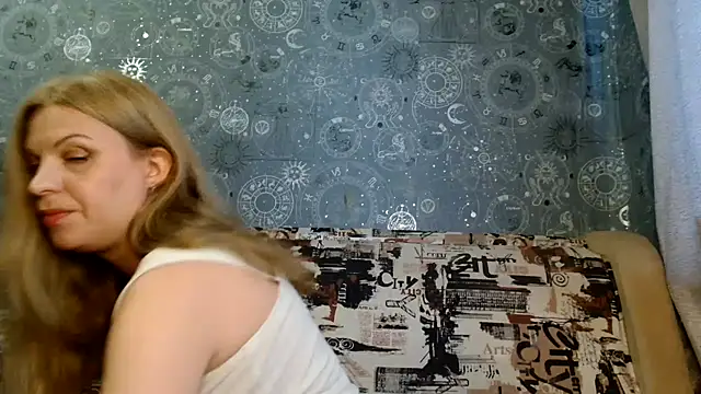 BlondeFox online show from June 8, 3:07 am