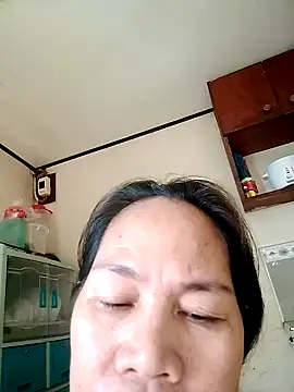 Snapshot of Sofiafuckbabes chatting on December 20, 5:14 am Sofiafuckbabes online show from December 20, 5:14 am