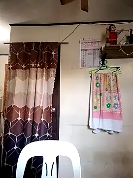 Snapshot of Sofiafuckbabes chatting on February 15, 11:58 pm Sofiafuckbabes online show from February 15, 11:58 pm