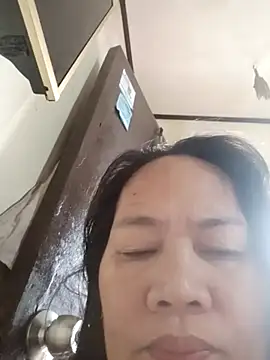 Snapshot of Sofiafuckbabes chatting on October 3, 10:51 pm Sofiafuckbabes online show from October 3, 10:51 pm