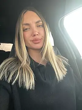 AngelinaMoore online show from February 15, 10:55 am