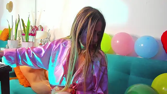 Victoria Jonness online show from February 15, 5:09 am