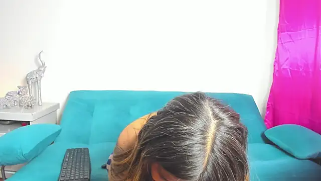 Victoria Jonness online show from October 13, 5:57 pm