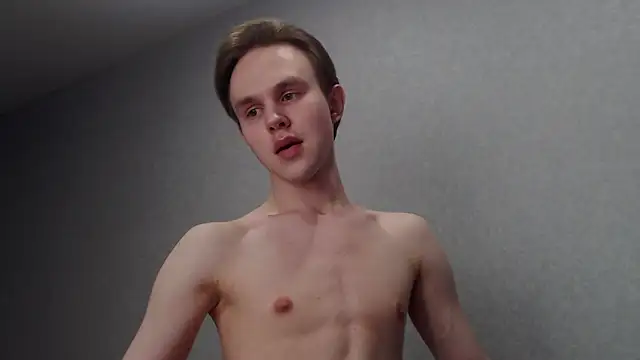 Snapshot of MartinMendez chatting on February 5, 6:37 pm MartinMendez online show from February 5, 6:37 pm