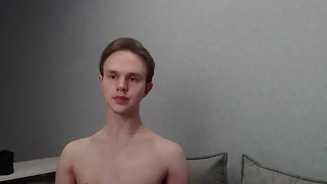 Snapshot of MartinMendez chatting on February 6, 4:14 pm MartinMendez online show from February 6, 4:14 pm