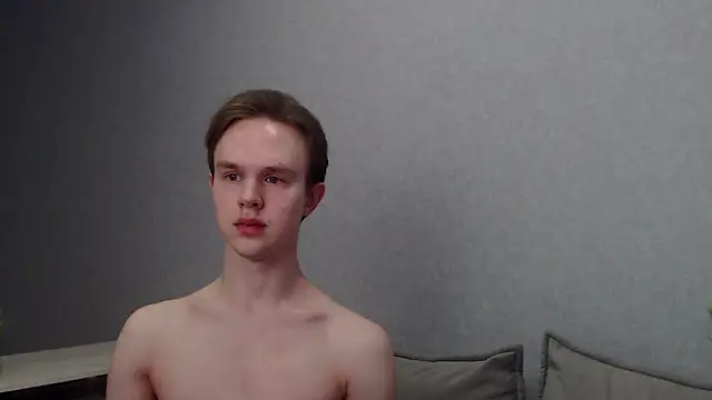 Snapshot of MartinMendez chatting on February 9, 9:26 am MartinMendez online show from February 9, 9:26 am