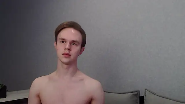 Snapshot of MartinMendez chatting on February 19, 9:28 am MartinMendez online show from February 19, 9:28 am