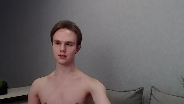 Snapshot of MartinMendez chatting on February 22, 12:40 pm MartinMendez online show from February 22, 12:40 pm