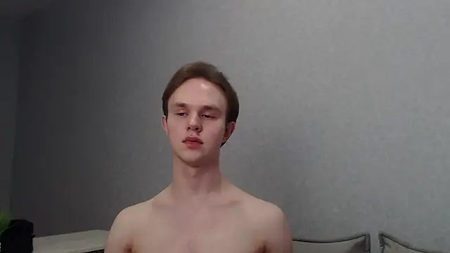 Snapshot of MartinMendez chatting on March 4, 12:44 pm MartinMendez online show from March 4, 12:44 pm