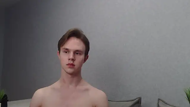 Snapshot of MartinMendez chatting on March 9, 4:11 pm MartinMendez online show from March 9, 4:11 pm