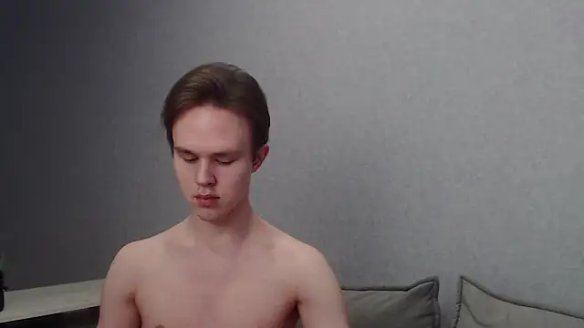 Snapshot of MartinMendez chatting on March 12, 9:12 am MartinMendez online show from March 12, 9:12 am