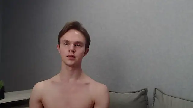 Snapshot of MartinMendez chatting on March 12, 9:24 pm MartinMendez online show from March 12, 9:24 pm