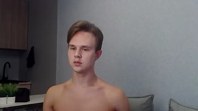 Snapshot of MartinMendez chatting on September 24, 9:01 am MartinMendez online show from September 24, 9:01 am