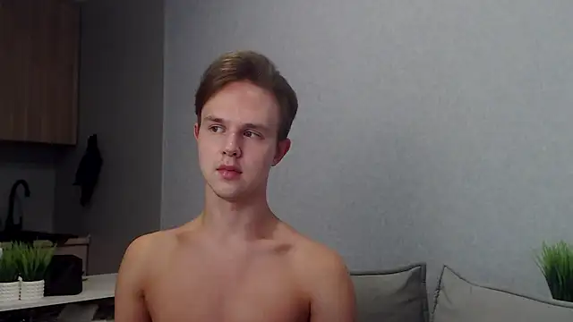 Snapshot of MartinMendez chatting on September 28, 7:03 am MartinMendez online show from September 28, 7:03 am