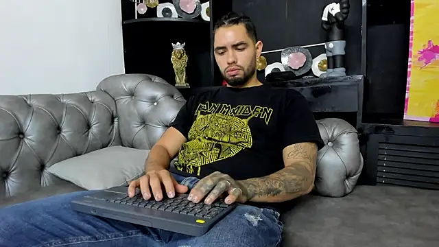 matteosantos online show from March 5, 11:38 am