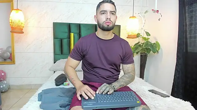 matteosantos online show from October 17, 11:57 am