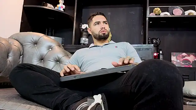 matteosantos online show from March 3, 12:00 pm