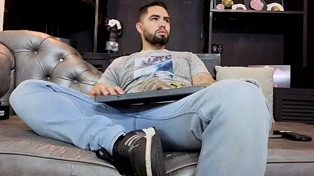 matteosantos online show from March 6, 11:17 am