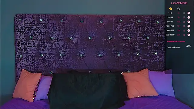 NoraBigAss online show from September 24, 3:43 am