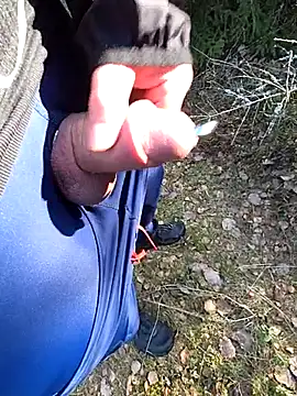 Papiercedbisex online show from April 9, 6:19 am