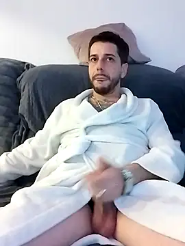 Snapshot of LoGaNfree88 chatting on March 21, 3:01 am LoGaNfree88 online show from March 21, 3:01 am