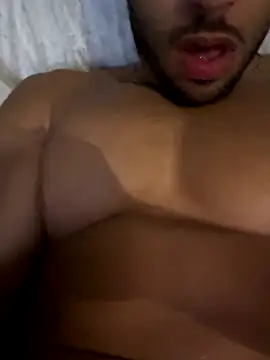 Snapshot of pimentfort77 chatting on December 3, 10:40 pm pimentfort77 online show from December 3, 10:40 pm