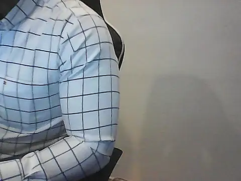Kalel17073 online show from June 24, 3:44 pm
