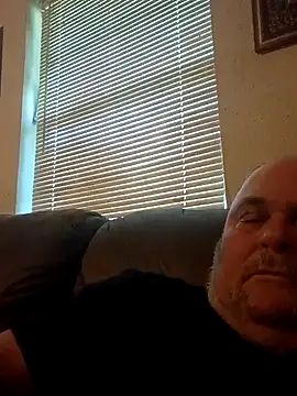 jamestexas online show from April 19, 5:56 pm