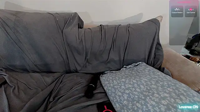 EmoDream1998 online show from January 7, 1:30 am