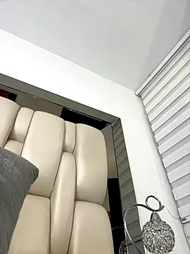 ALISSON FOXXX1 online show from October 10, 8:52 pm