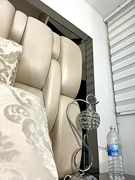 ALISSON FOXXX1 online show from October 24, 8:49 pm