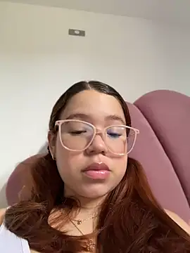 Lucyklein2022 online show from July 21, 2:41 pm