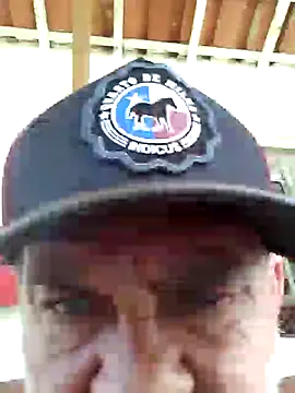 Snapshot of Peludo173317 chatting on December 11, 3:26 pm Peludo173317 online show from December 11, 3:26 pm