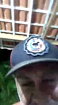 Snapshot of Peludo173317 chatting on December 16, 1:10 am Peludo173317 online show from December 16, 1:10 am