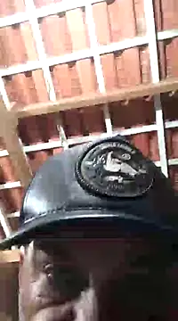 Snapshot of Peludo173317 chatting on March 10, 1:23 am Peludo173317 online show from March 10, 1:23 am