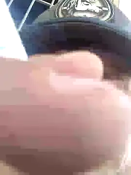 Snapshot of Peludo173317 chatting on September 21, 1:57 pm Peludo173317 online show from September 21, 1:57 pm
