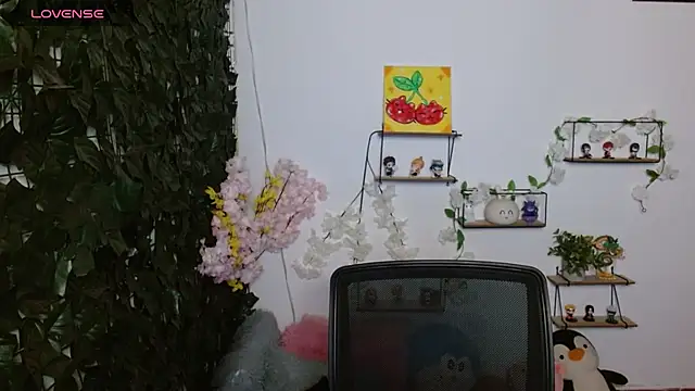 vaness weet online show from April 14, 7:53 pm